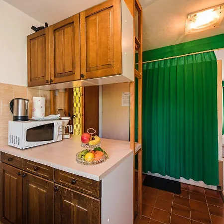 Lauschiges Nur 200 Meter Zum Sandstrand Mit Meerblick, Grill, Klima Apartament Crikvenica