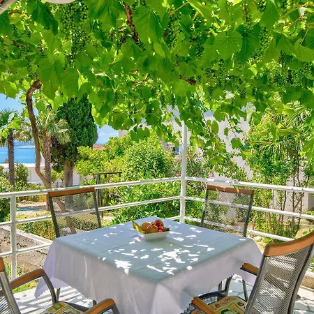 Lauschiges Nur 200 Meter Zum Sandstrand Mit Meerblick, Grill, Klima Lejlighed