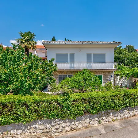 Apartment Lauschiges Nur 200 Meter Zum Sandstrand Mit Meerblick, Grill, Klima *
